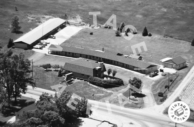 Michigan Motel - 1982 Aerial